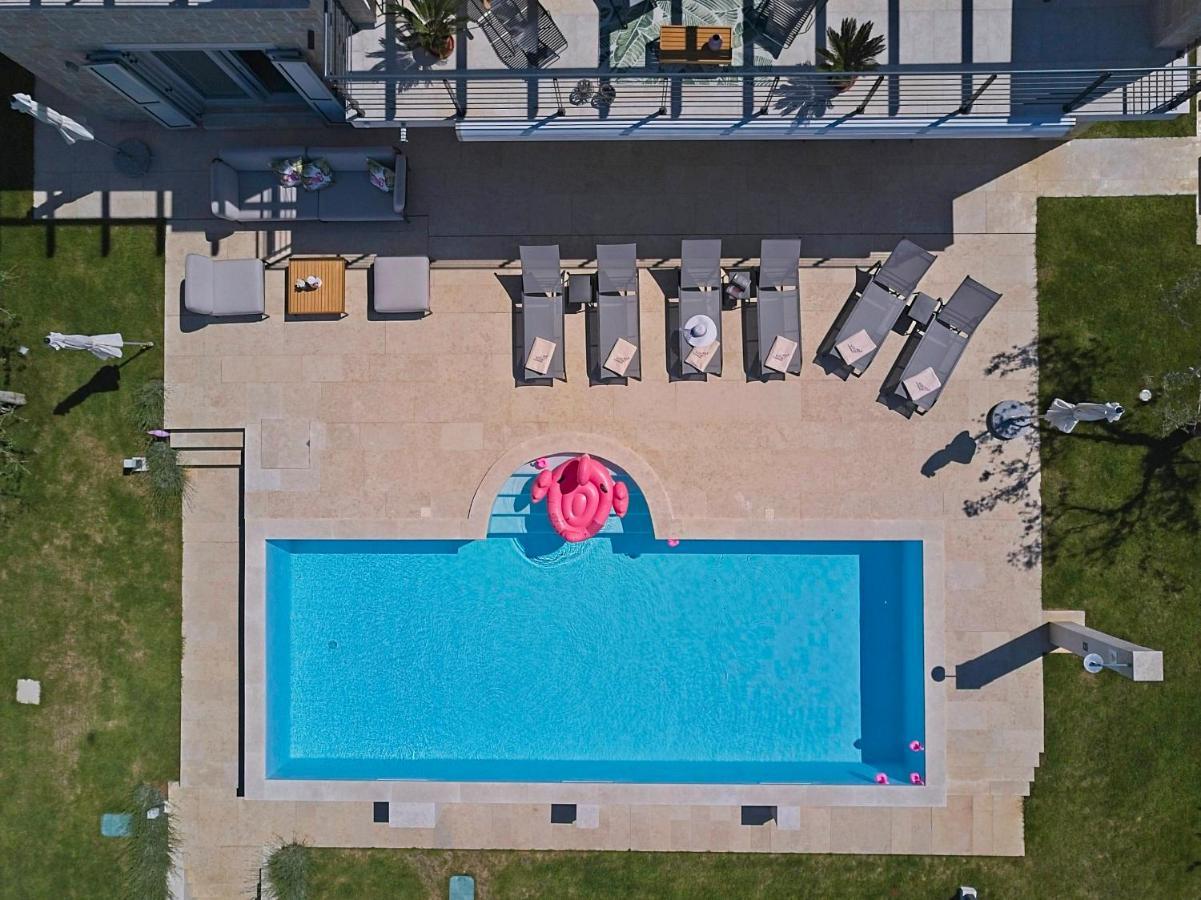 Villa Flamingo Kastelir Exterior photo
