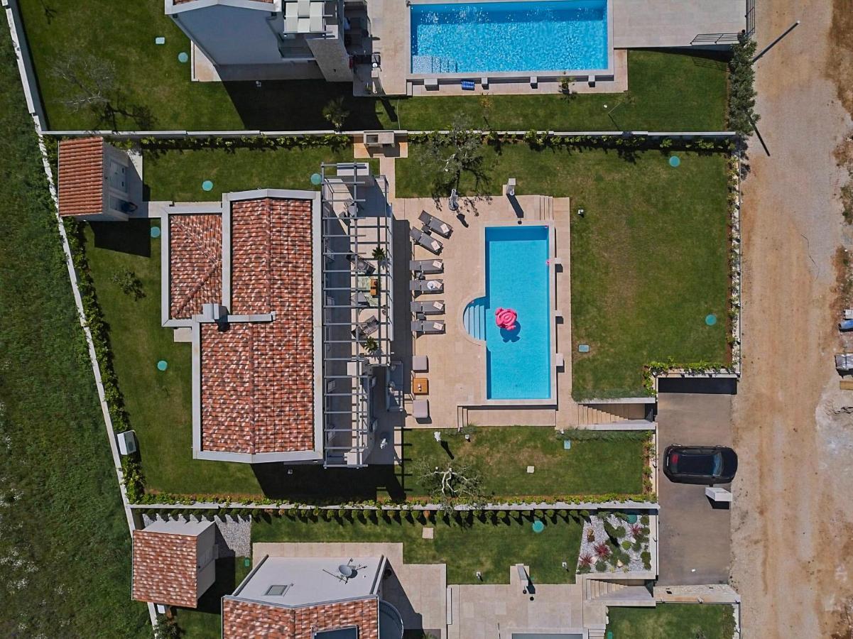 Villa Flamingo Kastelir Exterior photo
